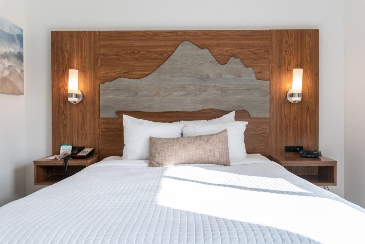 Marshall Suites Bainbridge Island Екстериор снимка