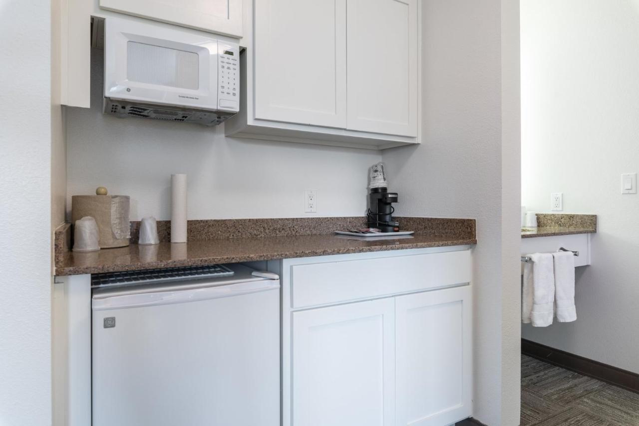 Marshall Suites Bainbridge Island Екстериор снимка