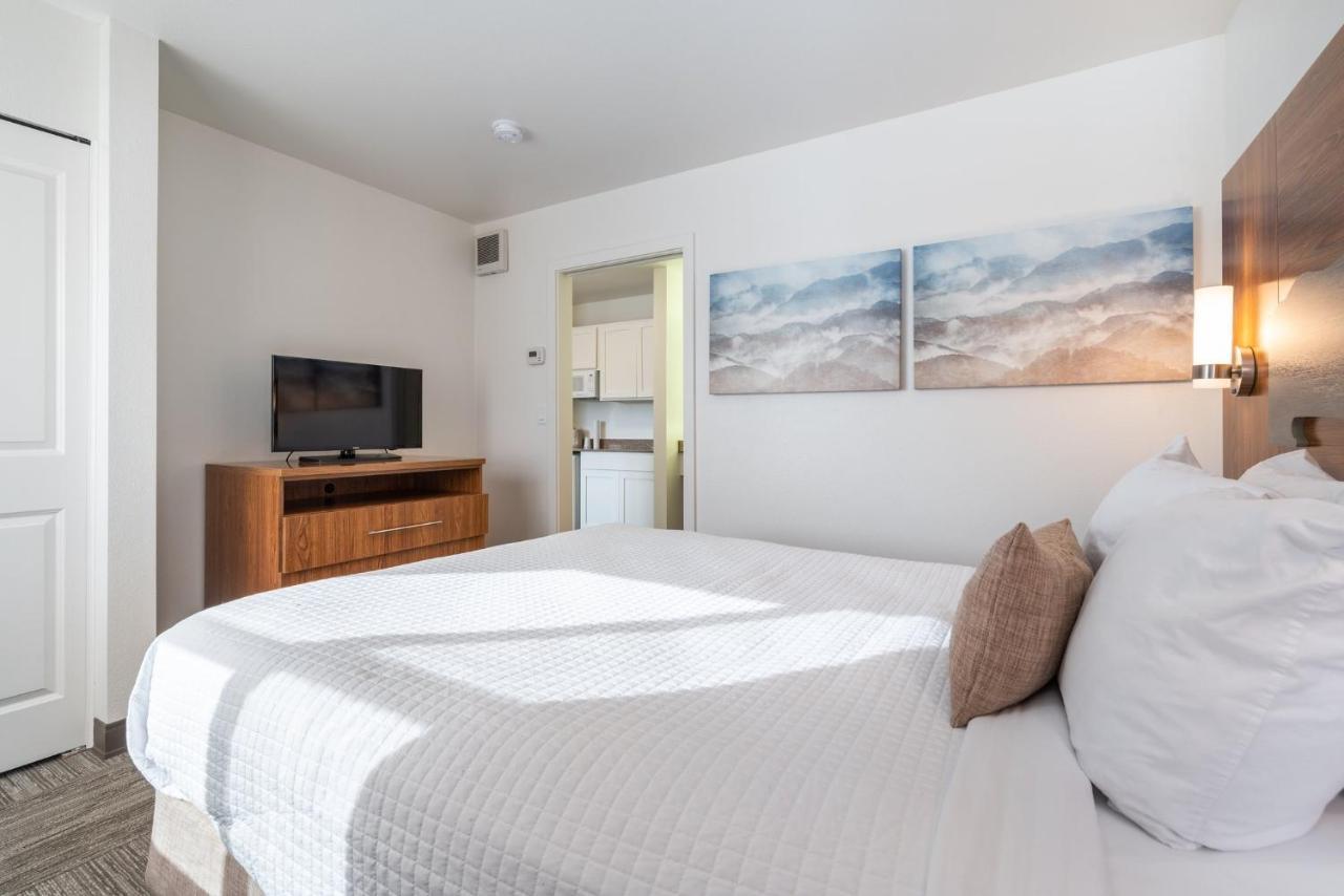 Marshall Suites Bainbridge Island Екстериор снимка