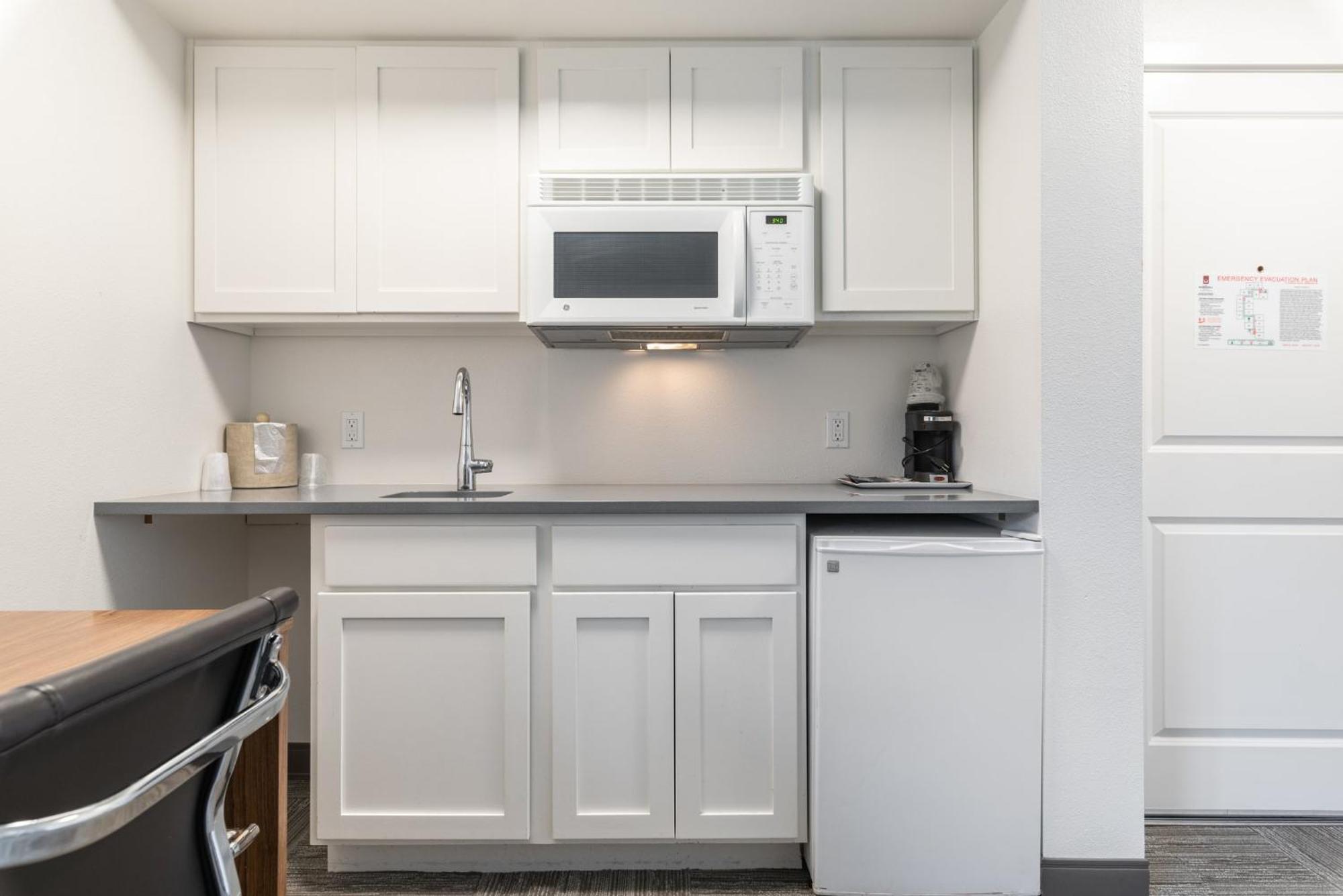 Marshall Suites Bainbridge Island Екстериор снимка